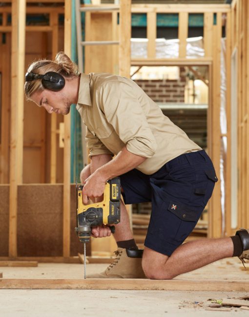 mens-stretch-cargo-work-shorts